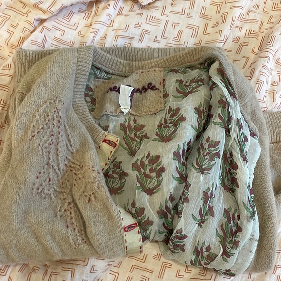 EUC free people sweater - Picture 1 of 4